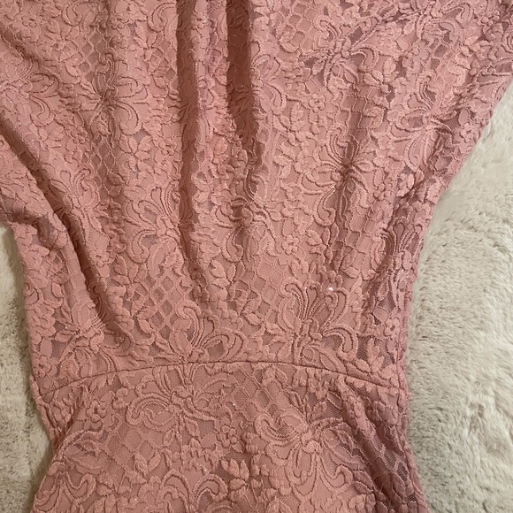 PINK SPARKLY DRESS! - Picture 3 of 6